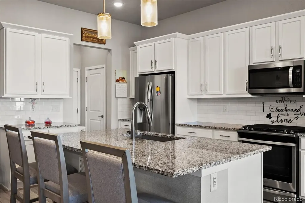 5165 Lake Terrace Lane Longmont CO 80504