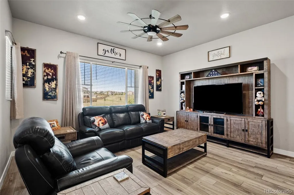 5165 Lake Terrace Lane Longmont CO 80504