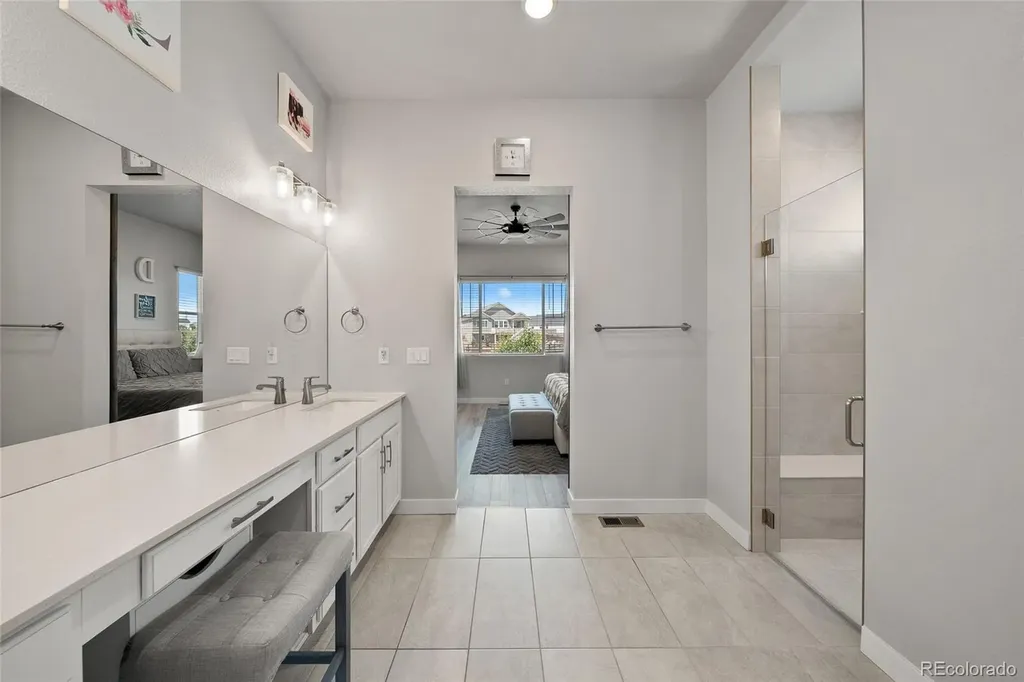 5165 Lake Terrace Lane Longmont CO 80504