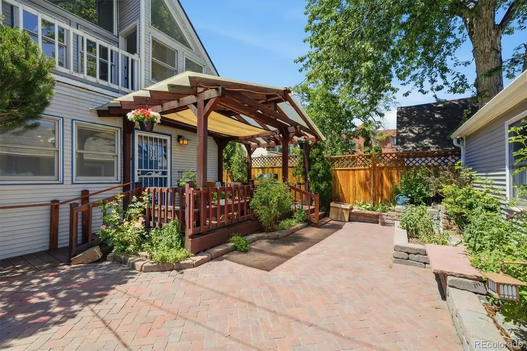 942 S Pennsylvania Street Denver CO 80209