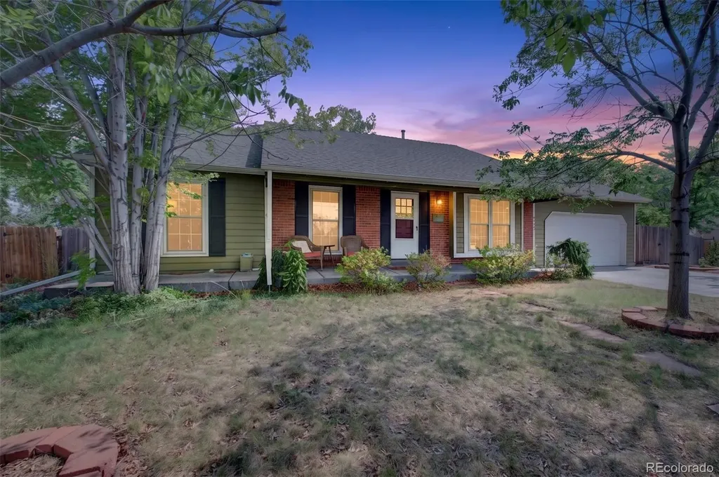 9798 W Nova Avenue Littleton CO 80127