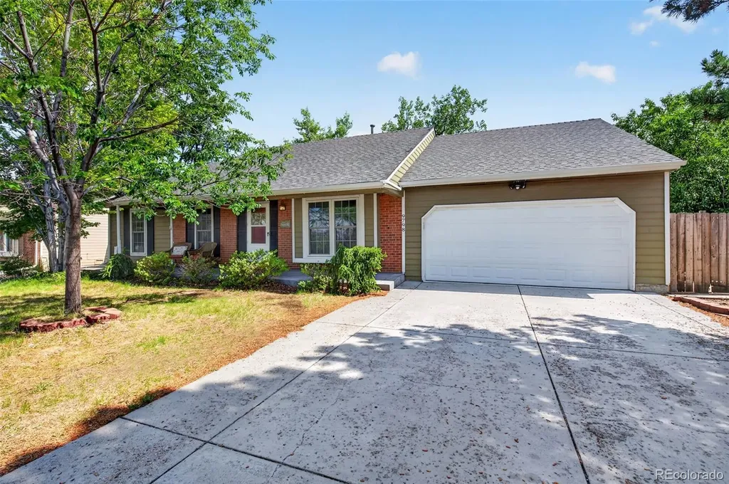 9798 W Nova Avenue Littleton CO 80127