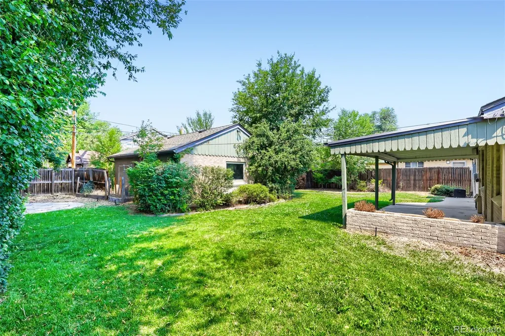 2635 Hudson Street Denver CO 80207