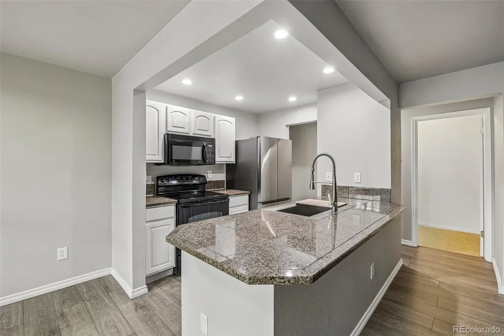 5565 W 76th Avenue Arvada CO 80003