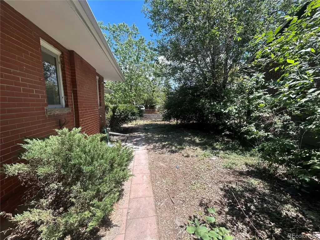 4935 Perry Street Denver CO 80212