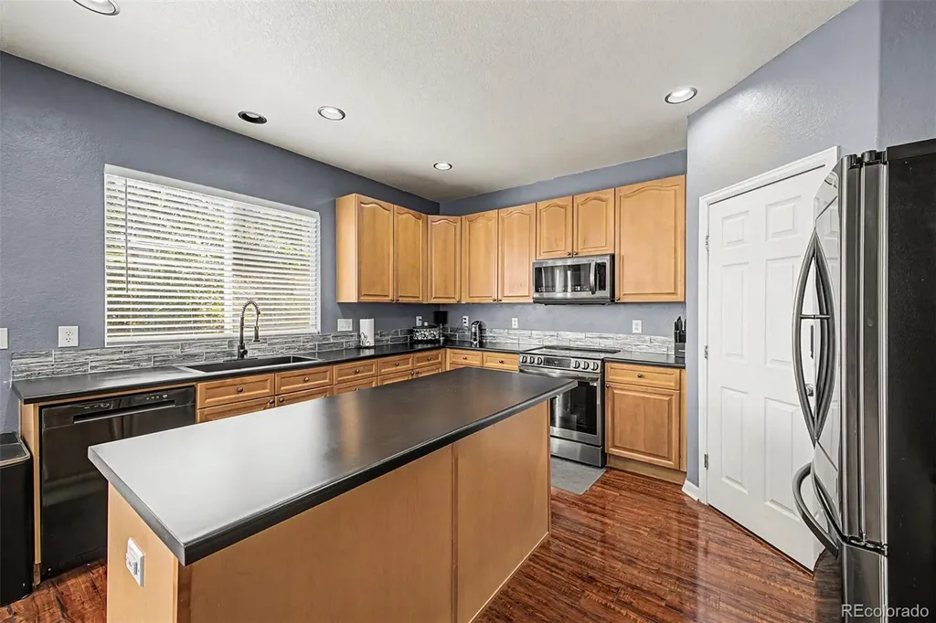 5564 Royal Pine Street Brighton CO 80601