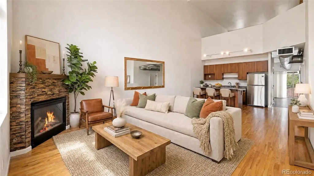 220 Roslyn Street Denver CO 80230