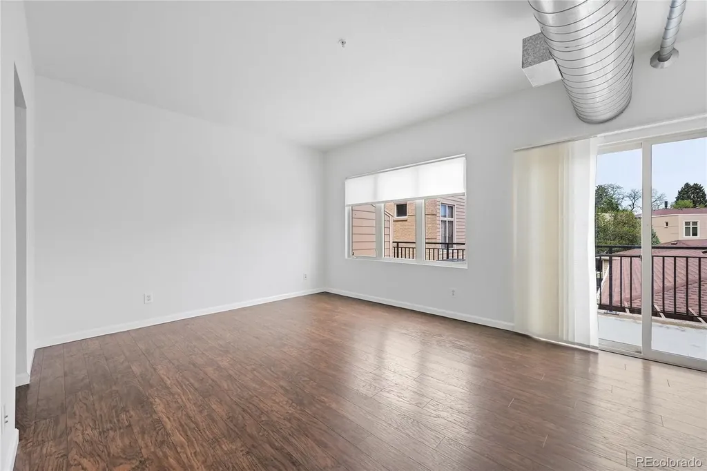220 Roslyn Street Denver CO 80230