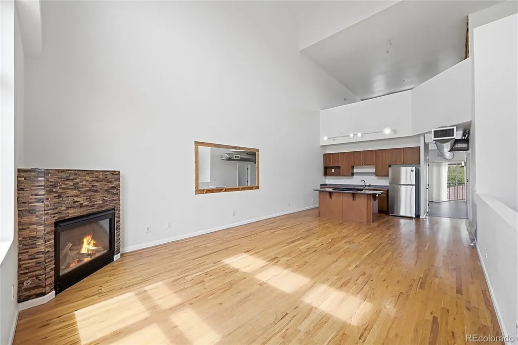 220 Roslyn Street Denver CO 80230
