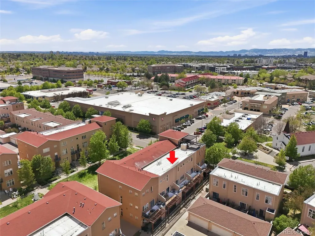 220 Roslyn Street Denver CO 80230