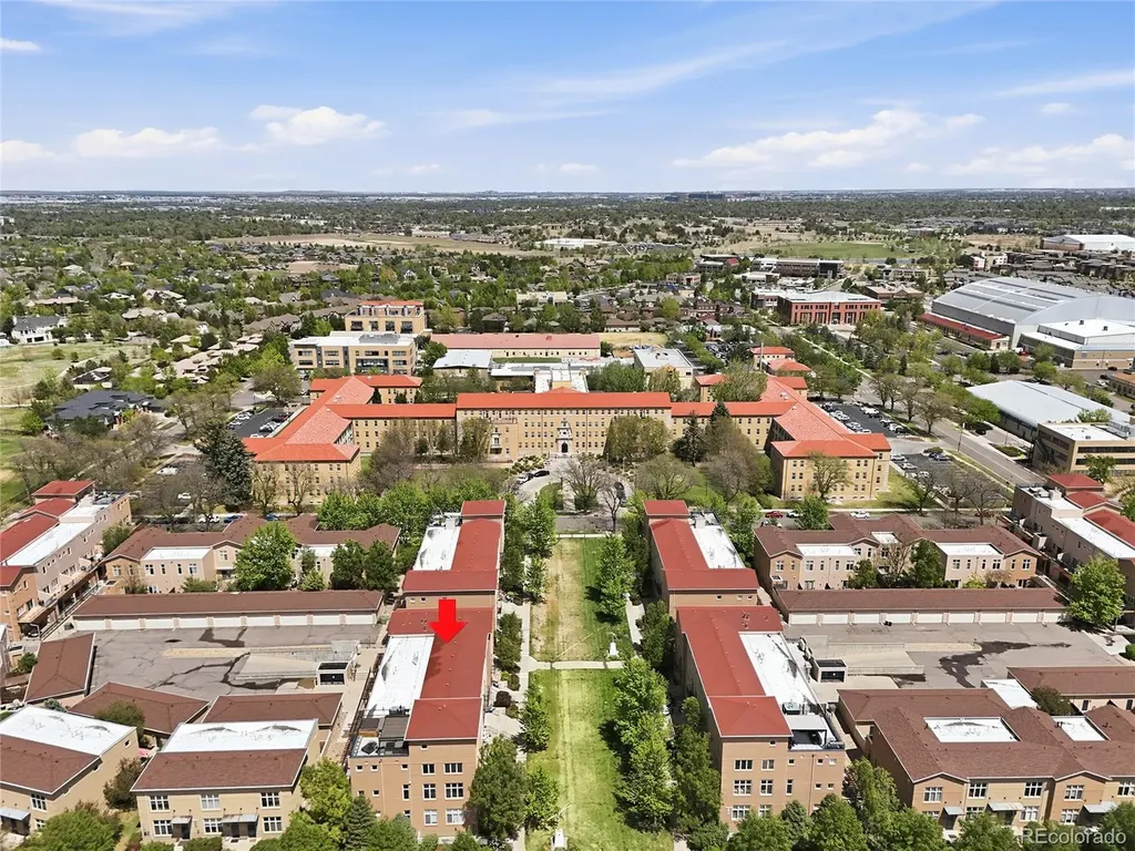 220 Roslyn Street Denver CO 80230