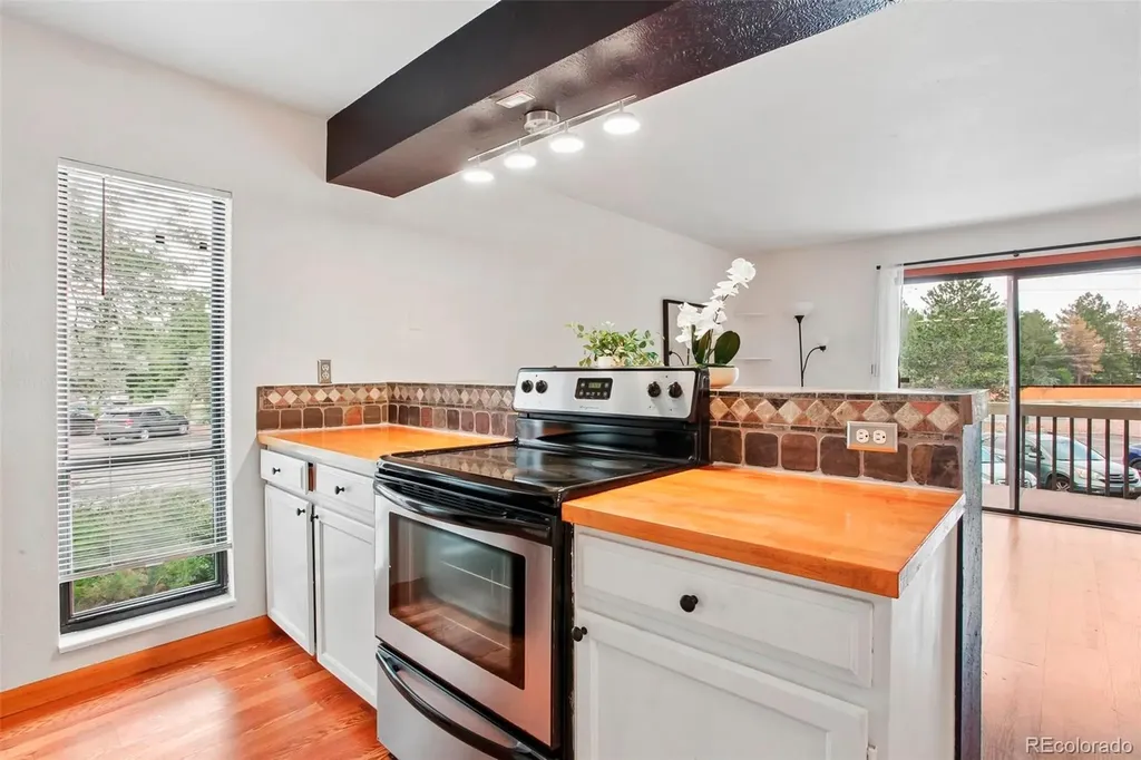 695 Manhattan Drive Boulder CO 80303