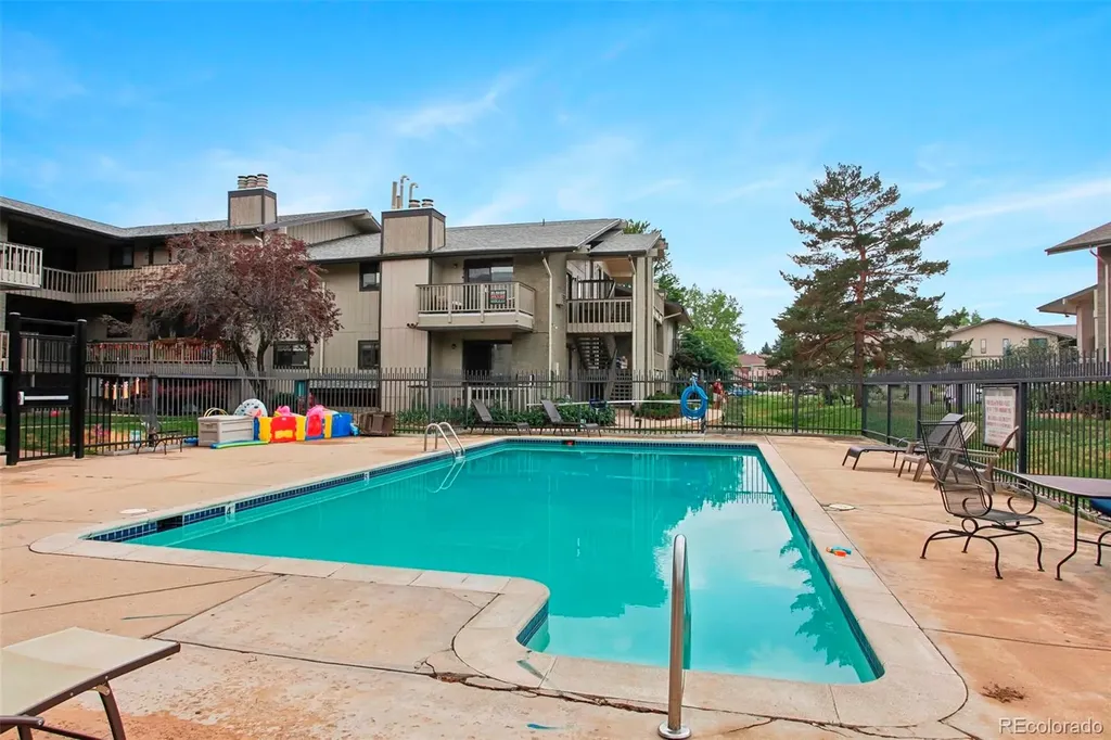 695 Manhattan Drive Boulder CO 80303