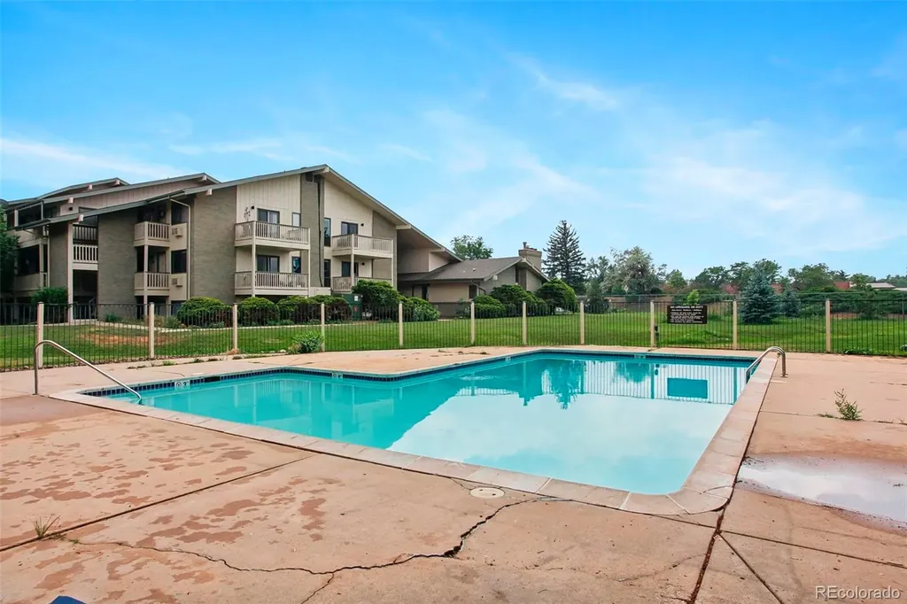 695 Manhattan Drive Boulder CO 80303
