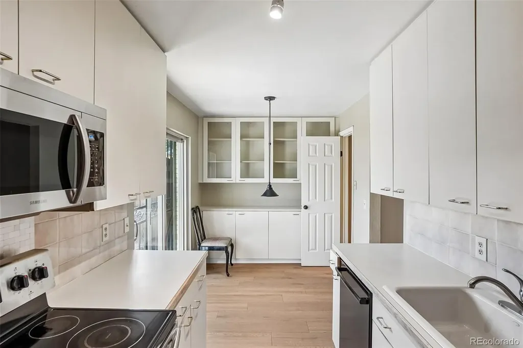 6472 E Mississippi Avenue Denver CO 80224