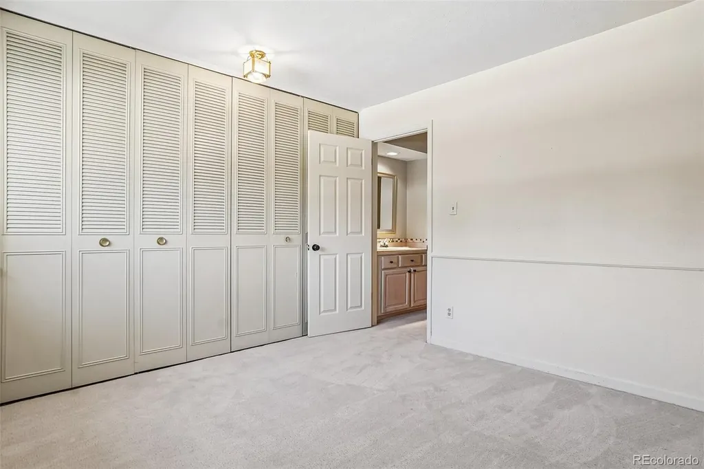 6472 E Mississippi Avenue Denver CO 80224