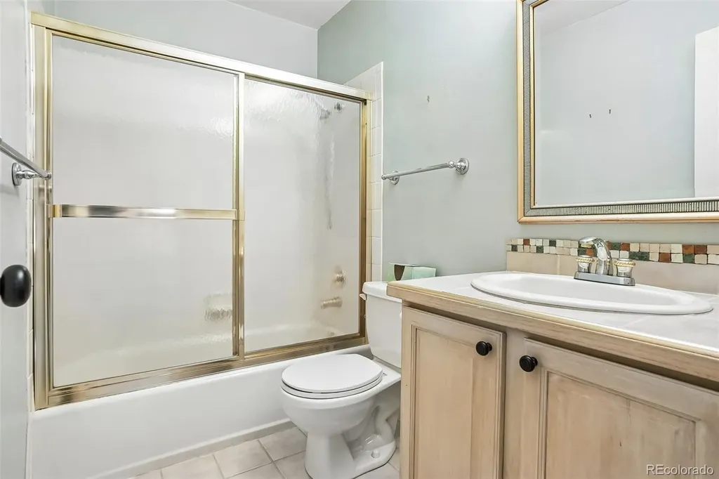 6472 E Mississippi Avenue Denver CO 80224