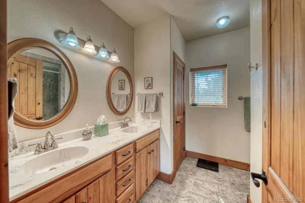 30800 West Ridge Buena Vista CO 81211