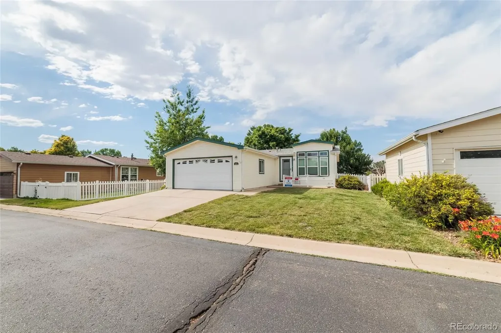 7805 Sunflower Green Frederick CO 80530