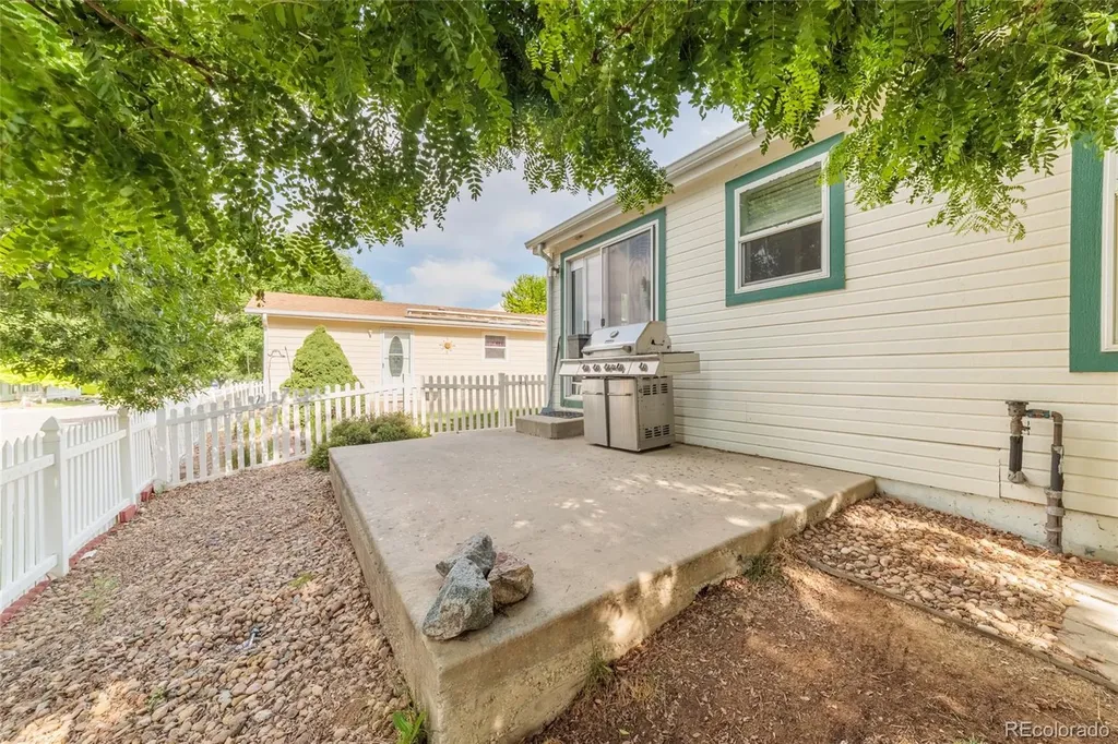 7805 Sunflower Green Frederick CO 80530