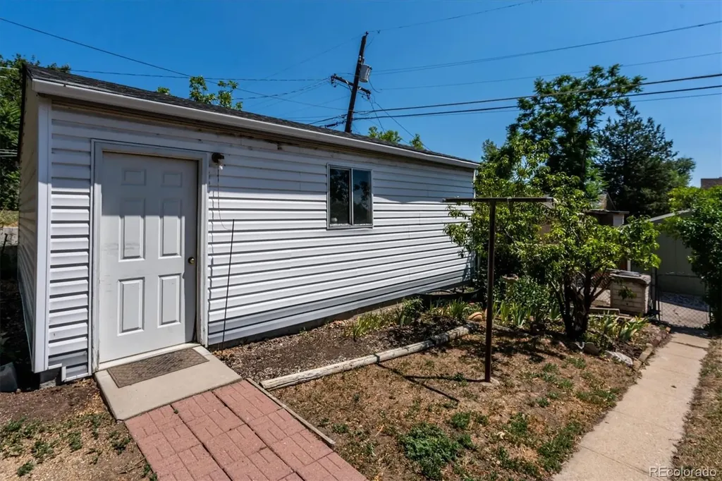 240 Stuart Street Denver CO 80219