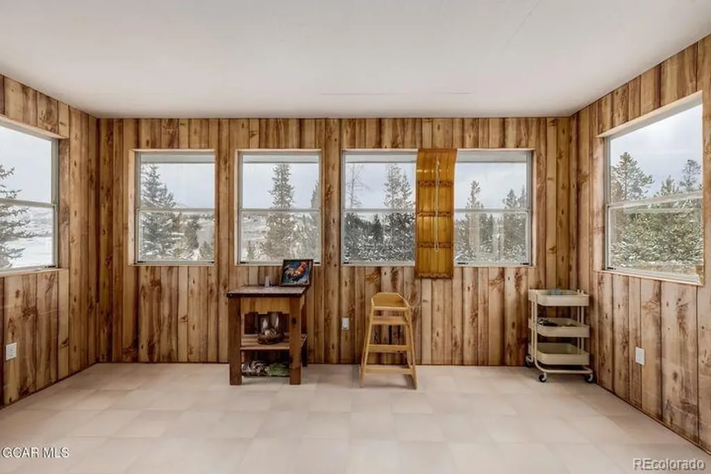 37 GCR 4482 Grand Lake CO 80447