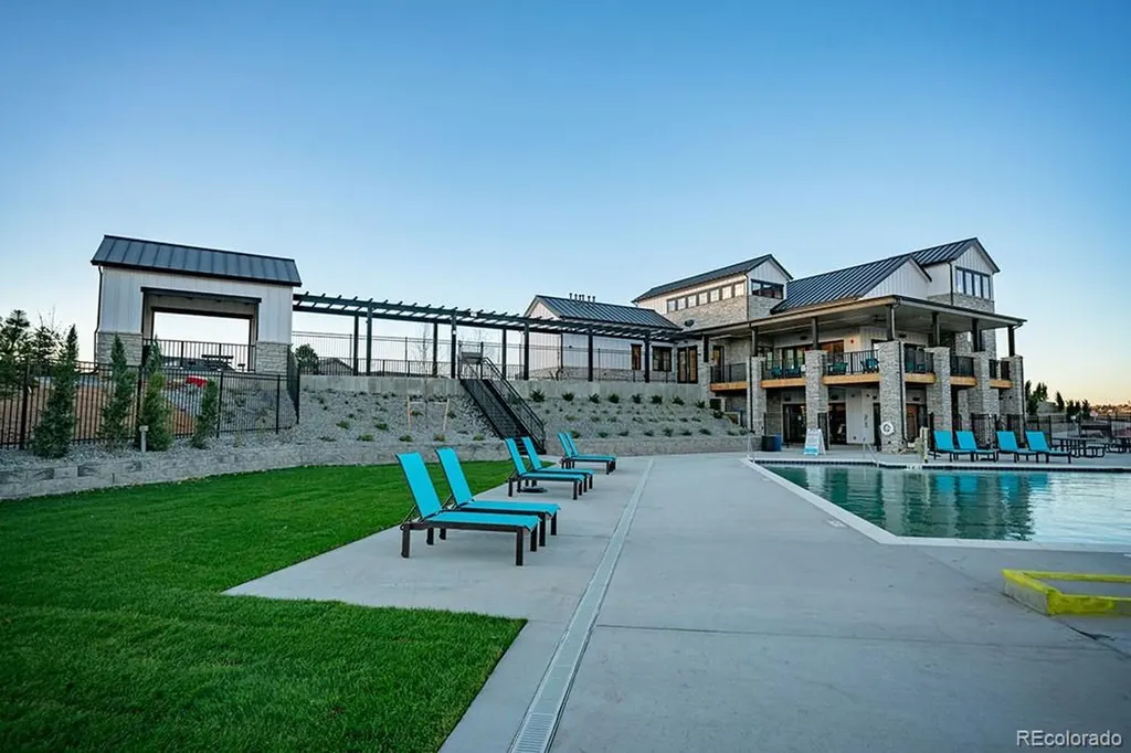 9677 Bennett Peak Street Littleton CO 80125