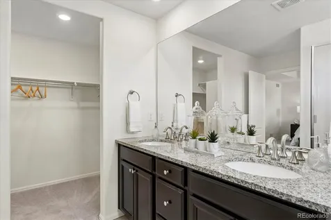 9677 Bennett Peak Street Littleton CO 80125