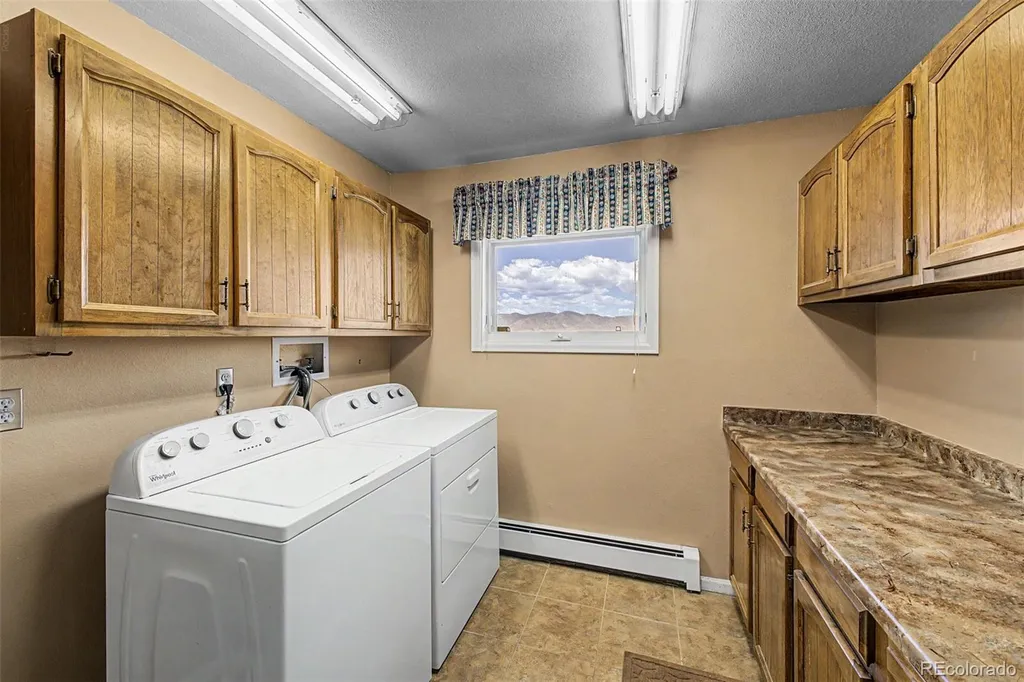 6894 W Chatfield Lane Littleton CO 80125