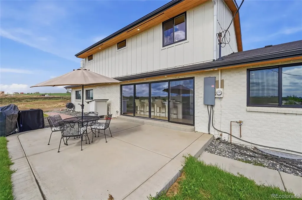 434 County Road 16 1/2 Longmont CO 80504
