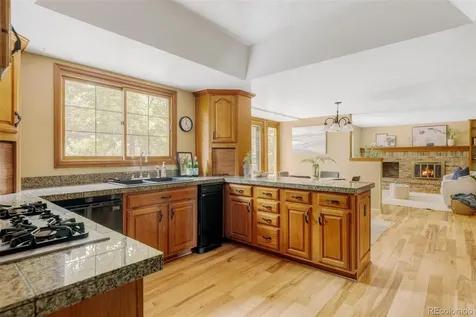 4812 S Carson Street Aurora CO 80015