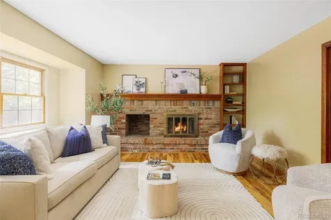 4812 S Carson Street Aurora CO 80015