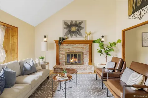 4812 S Carson Street Aurora CO 80015