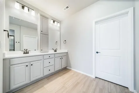 5174 N Quatar Street Aurora CO 80019