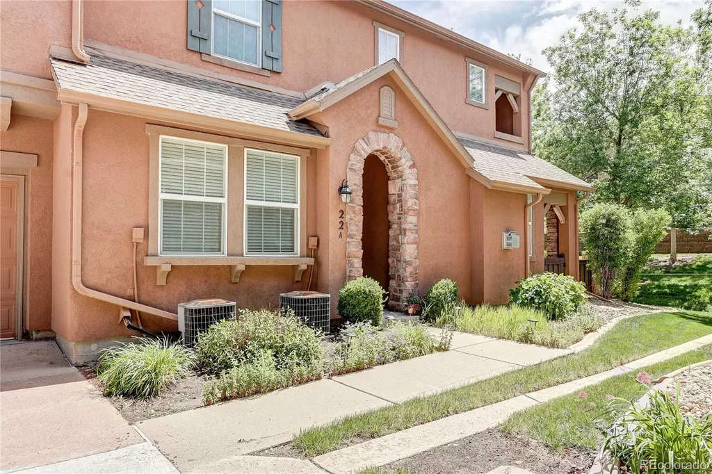 10556 Graymont Lane Highlands Ranch CO 80126