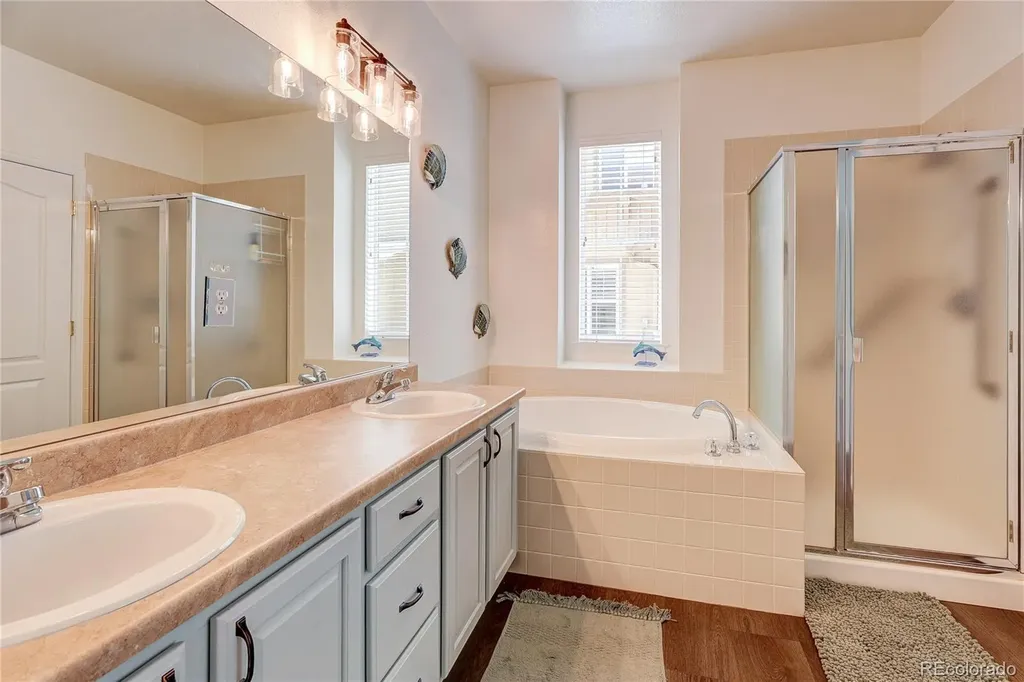 10556 Graymont Lane Highlands Ranch CO 80126