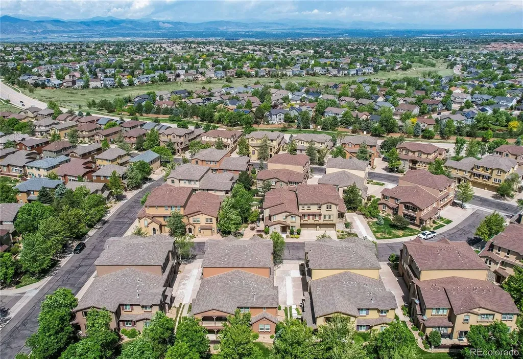 10556 Graymont Lane Highlands Ranch CO 80126