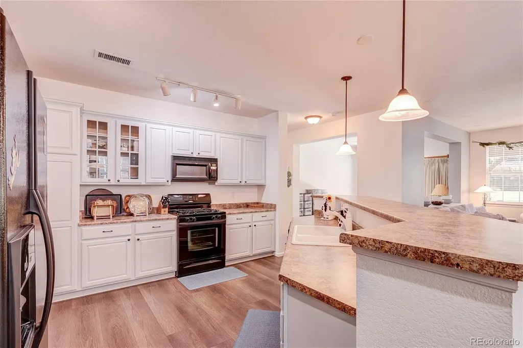 10556 Graymont Lane Highlands Ranch CO 80126