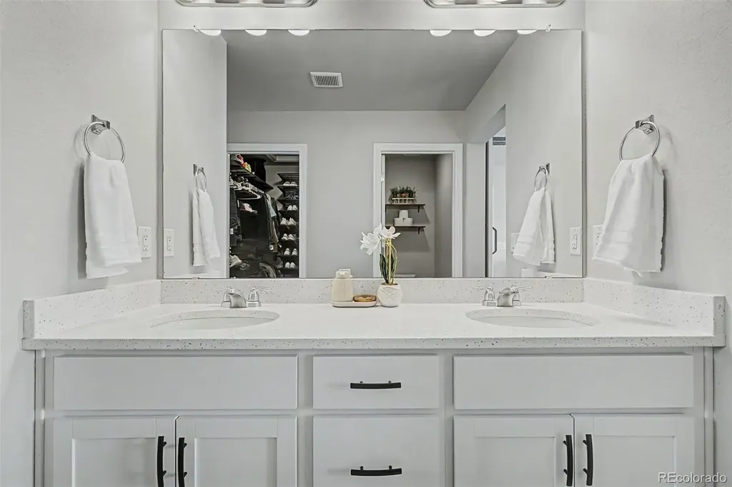 7297 S Scottsburg Way Aurora CO 80016