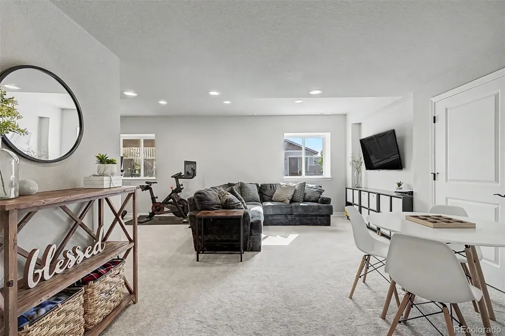 7297 S Scottsburg Way Aurora CO 80016