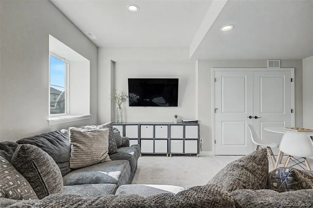 7297 S Scottsburg Way Aurora CO 80016