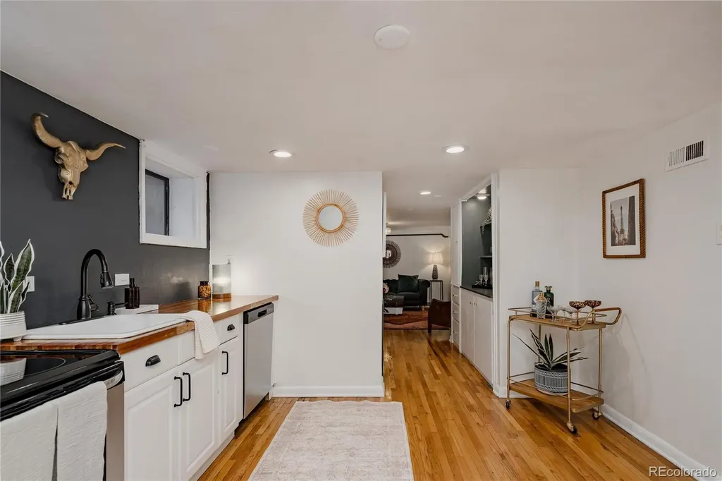 4123 Zuni Street Denver CO 80211