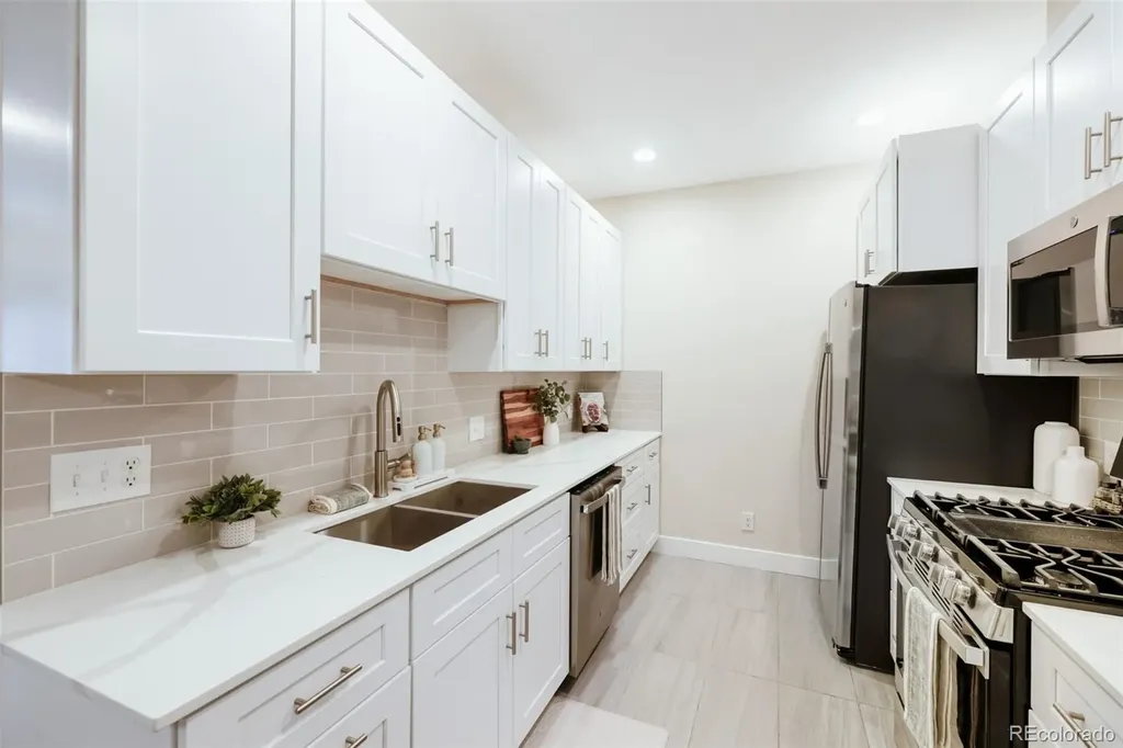 1401 W 85th Avenue Denver CO 80260