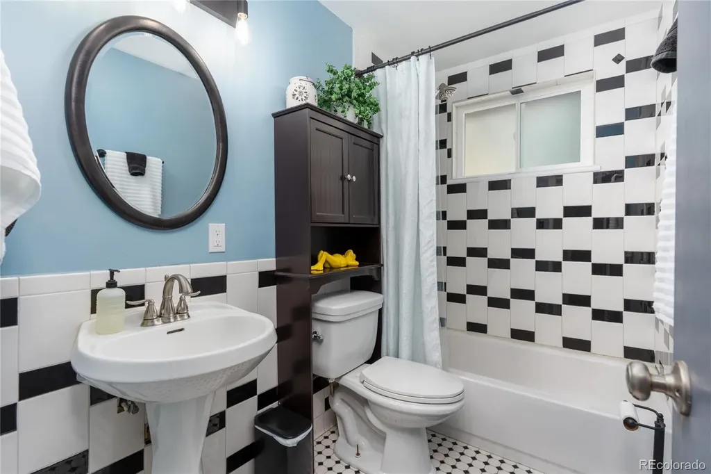 7916 Pennsylvania Street Denver CO 80229