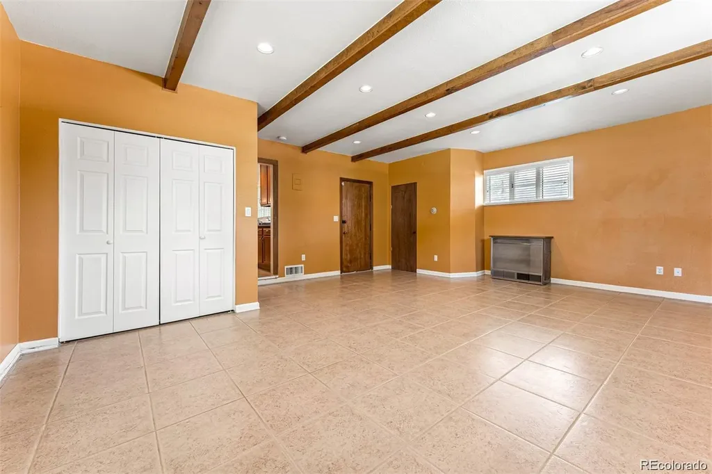3201 S Bellaire Street Denver CO 80222