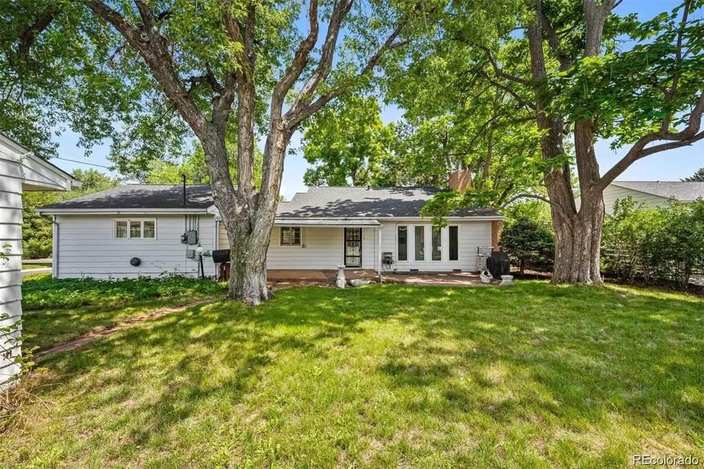 3201 S Bellaire Street Denver CO 80222