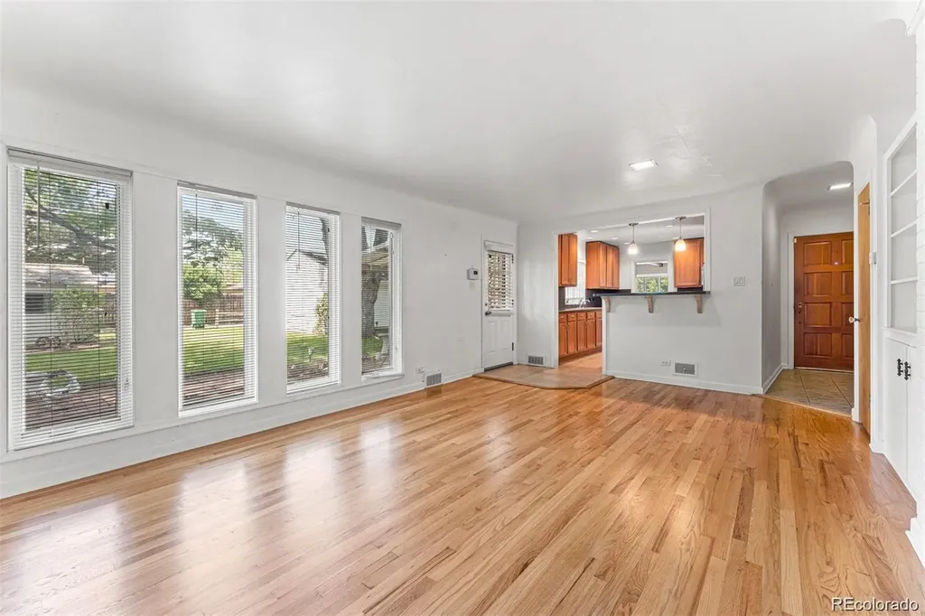 3201 S Bellaire Street Denver CO 80222