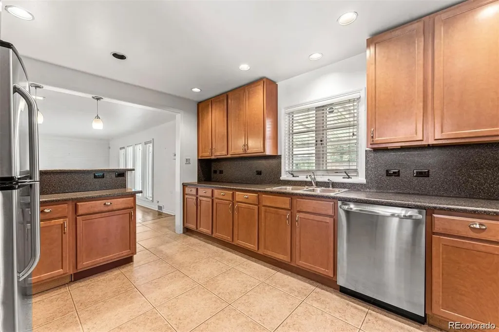 3201 S Bellaire Street Denver CO 80222