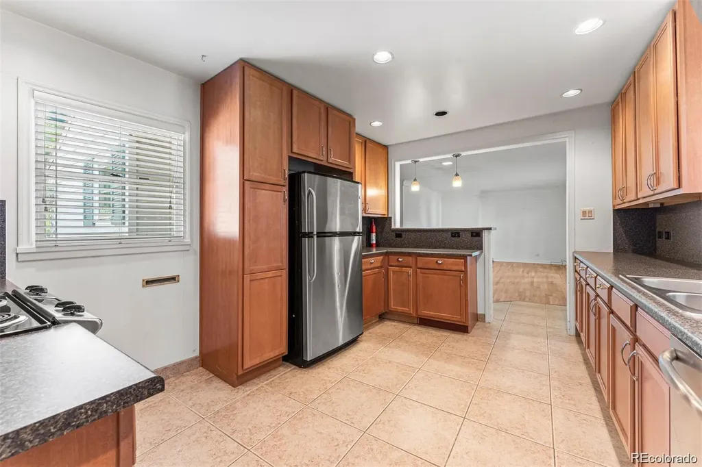 3201 S Bellaire Street Denver CO 80222