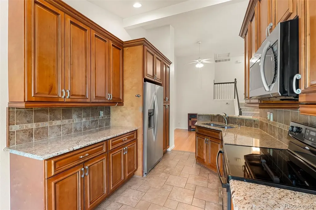 1278 N Deckers Place Castle Rock CO 80104
